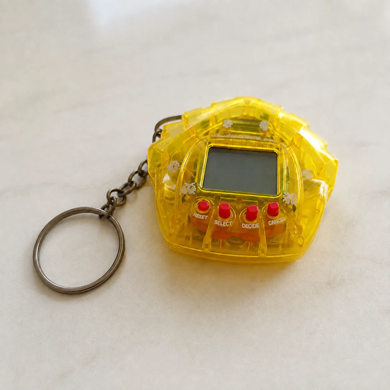 Llavero Digivice Amarillo inspirado en Digimon — No funciona