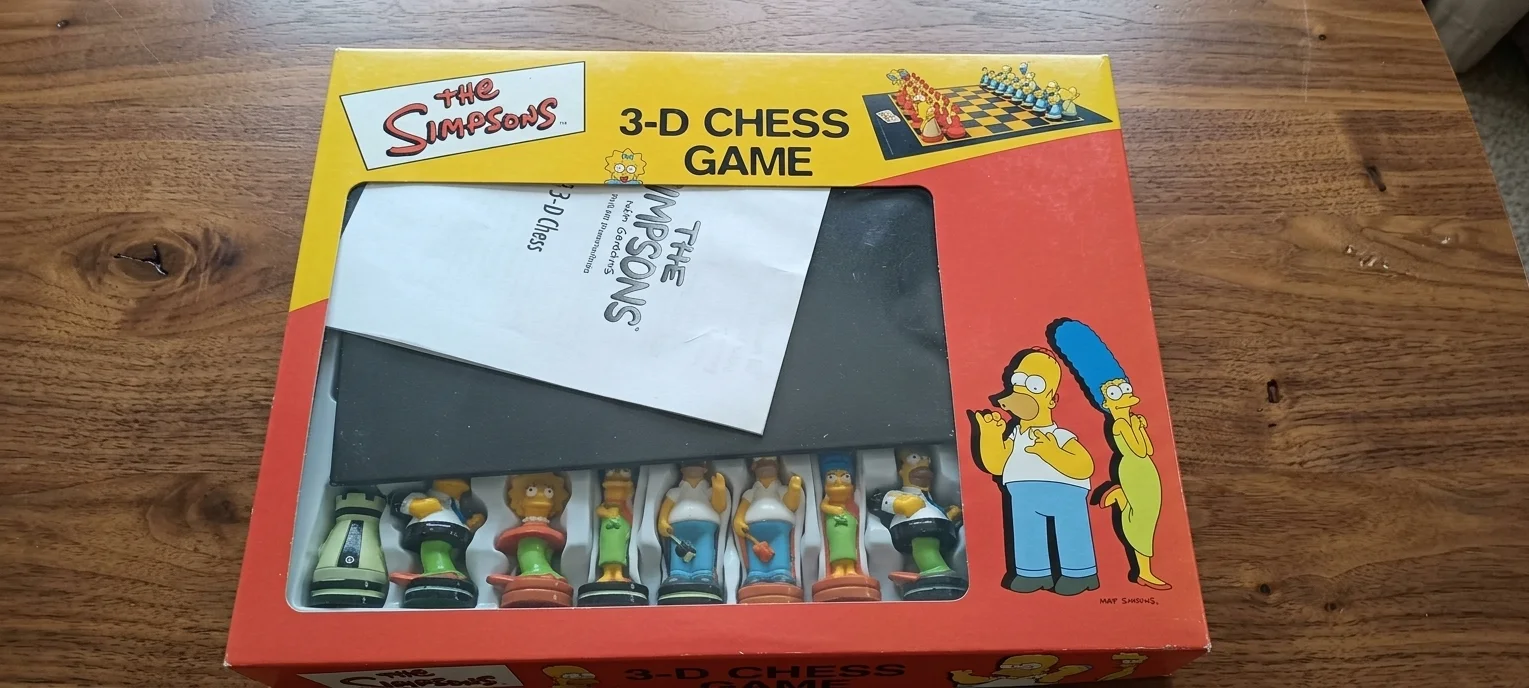 Ajedrez 3D The Simpsons completo con caja original