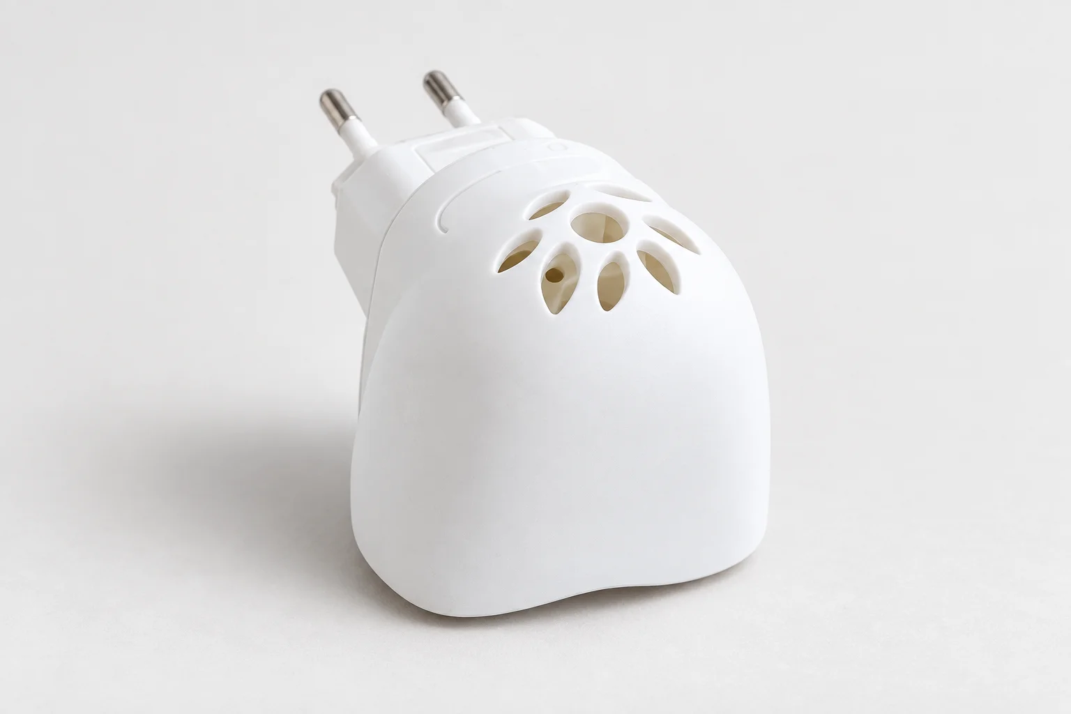 Ambientador Eléctrico Blanco Sin Marca