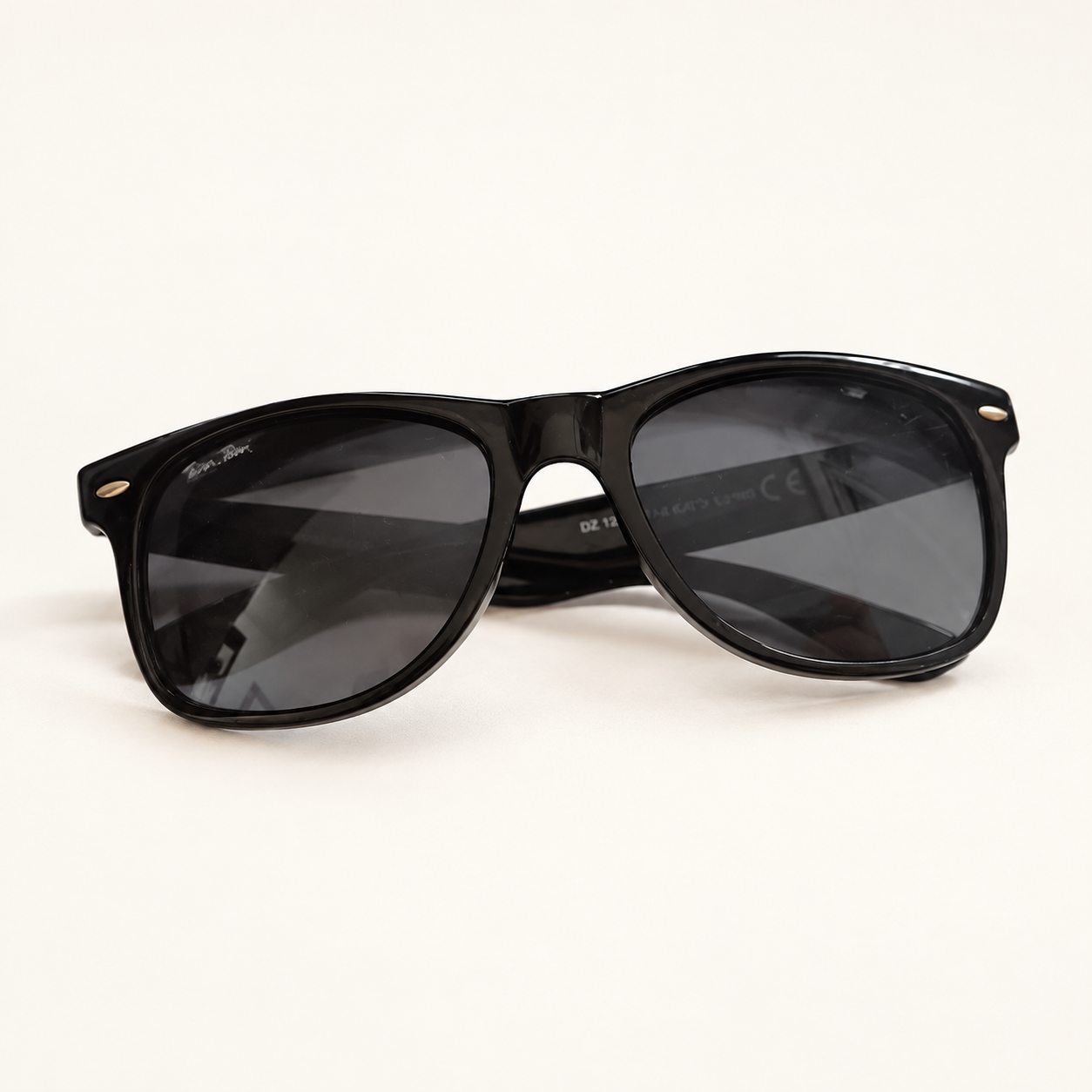 Gafas de sol Bon Bon negras estilo Wayfarer UV400 CAT.3